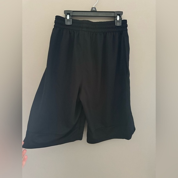 Nike Dri-FIT Icon men’s black basketball shorts size small - Picture 3 of 3